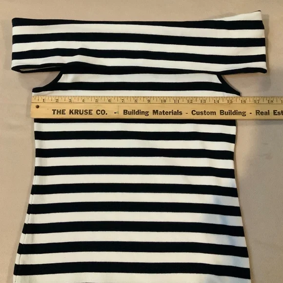 Banana Republic Blue White M Off-Shoulder Ribbed Top Coastal Cottagecore - Picture 5 of 7